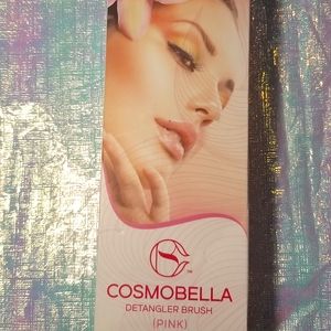 Cosmobella Detangler Brush